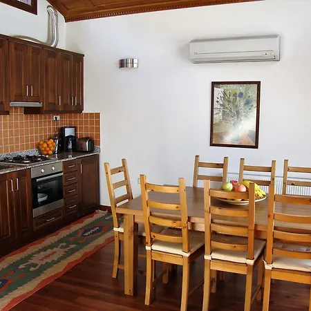 Stone House بيت للعطل *